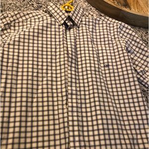 Ariat large men’s shirt short sleeve